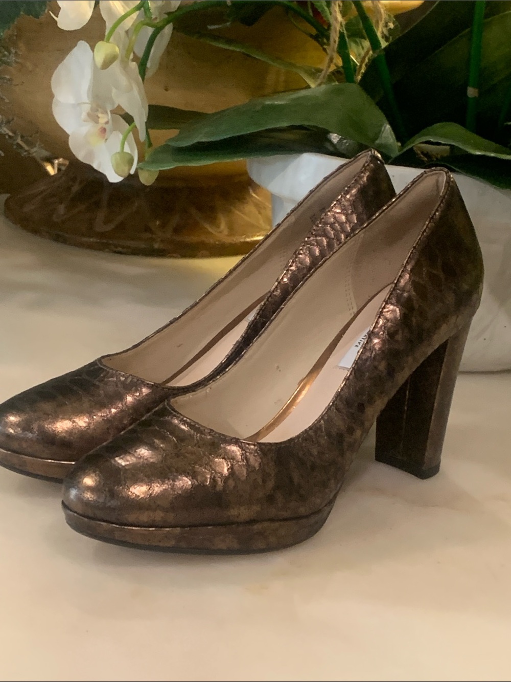 Clarks Kendra Sienna Pump Bronze Snake Leather Size 7 M